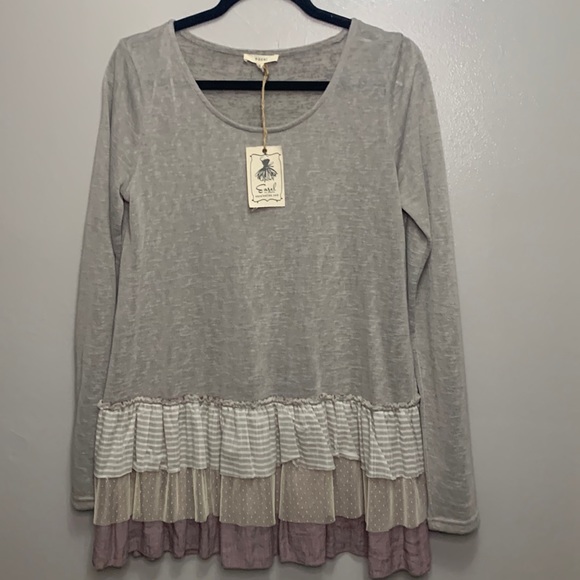 easel Tops - Easel New with tag triple ruffle tunic size small
